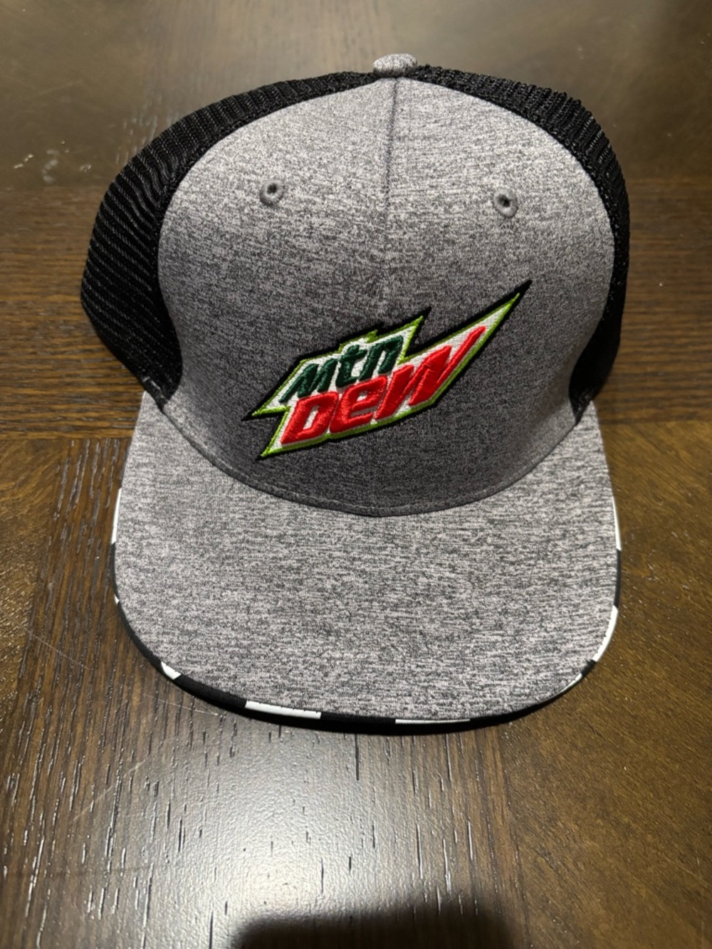 2 Mountain Dew Trucker Hats+2 pair of matching socks